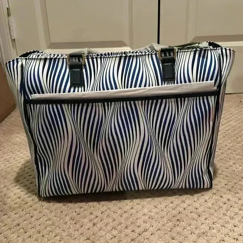Vera Bradley Uptown Baby Messenger